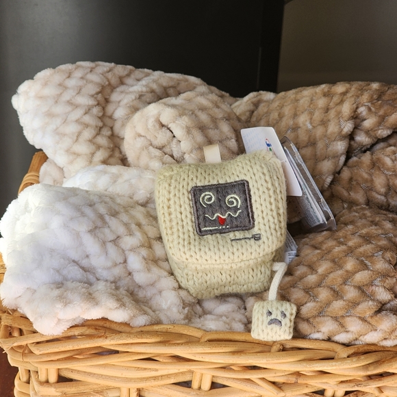 NWT 11 piece Collectible Knit Plush Ami Amis Stuffed Animal Toys - Picture 6 of 12